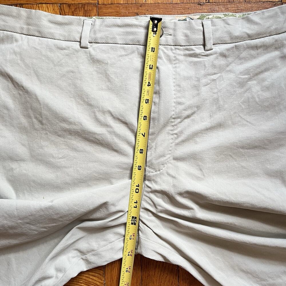 Tommy Bahama Shorts Mens 40 Khaki Tan Silk Blend Casual Golf Vacation Preppy - Picture 10 of 12